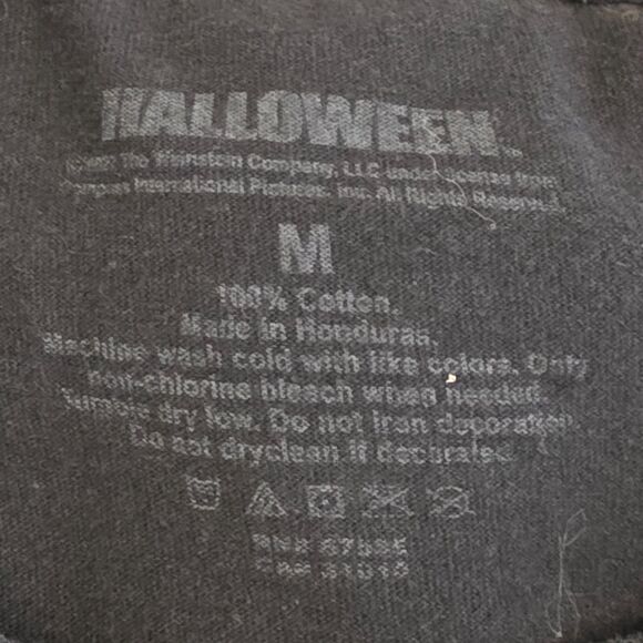 Halloween Black Michael Myers Monet Bridge Graphic Tee Size Medium - Picture 5 of 7